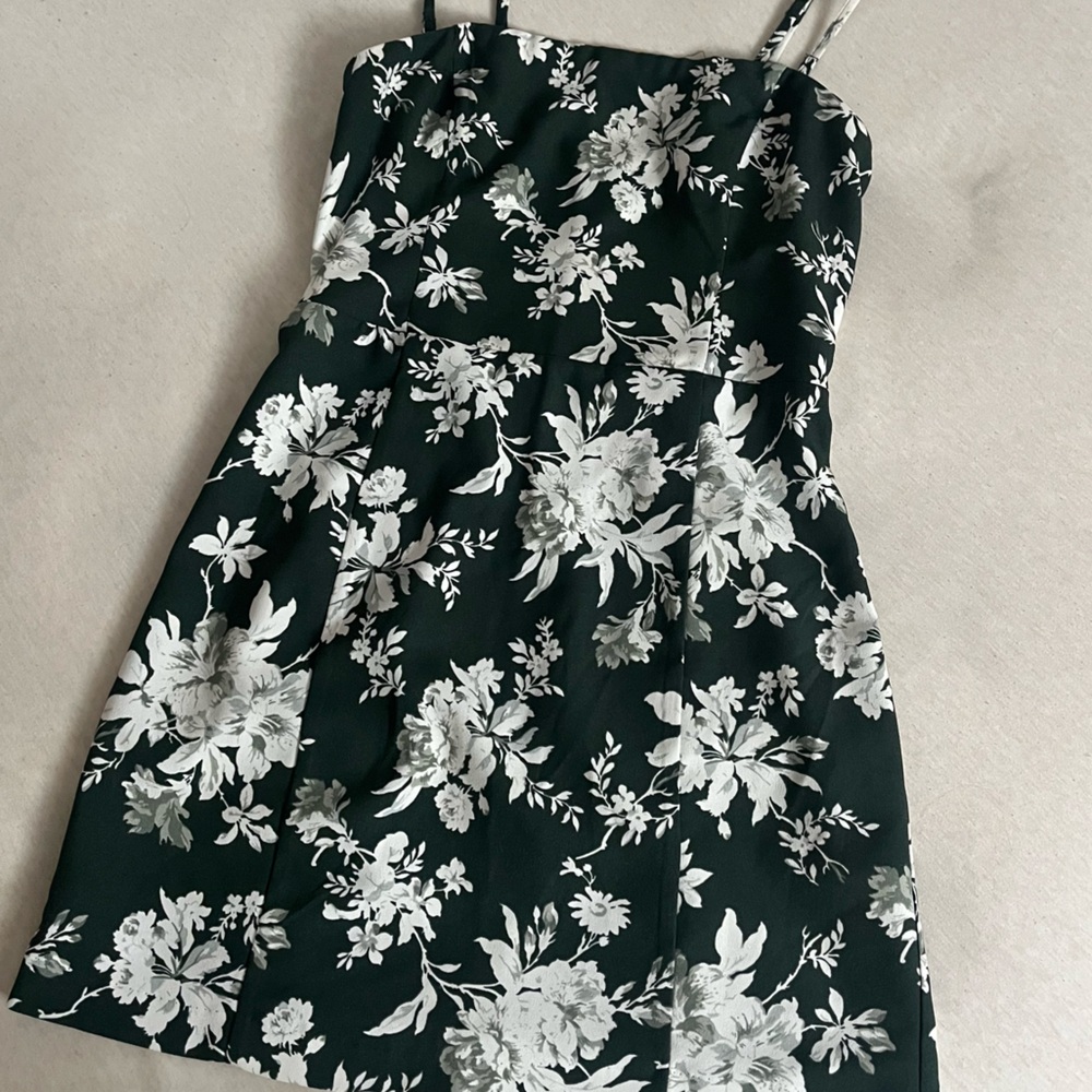 Abercrombie & Fitch Green and White Floral Mini Dress